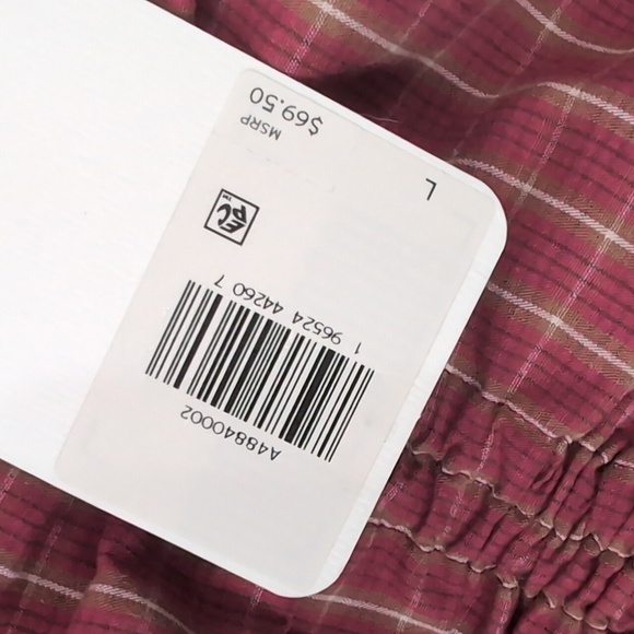 Levi's Red Plaid The Statement Blouse Slim Cropped Fit Size Large New with Tags - Picture 3 of 5